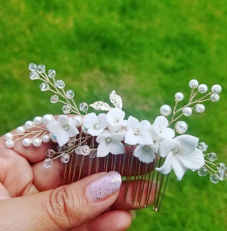 Cynthia Flower Haircomb